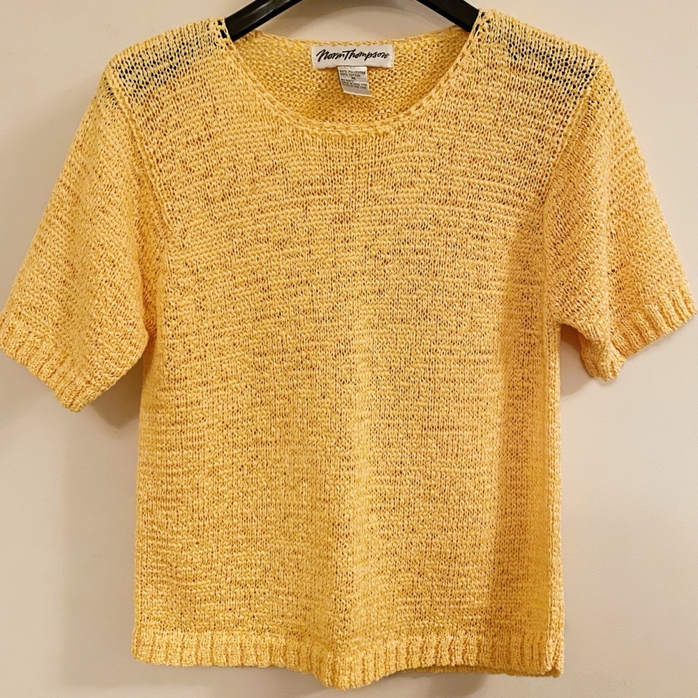 Norm Thompson Yellow Crochet Knit Short Sleeve Tee T-Shirt Top M